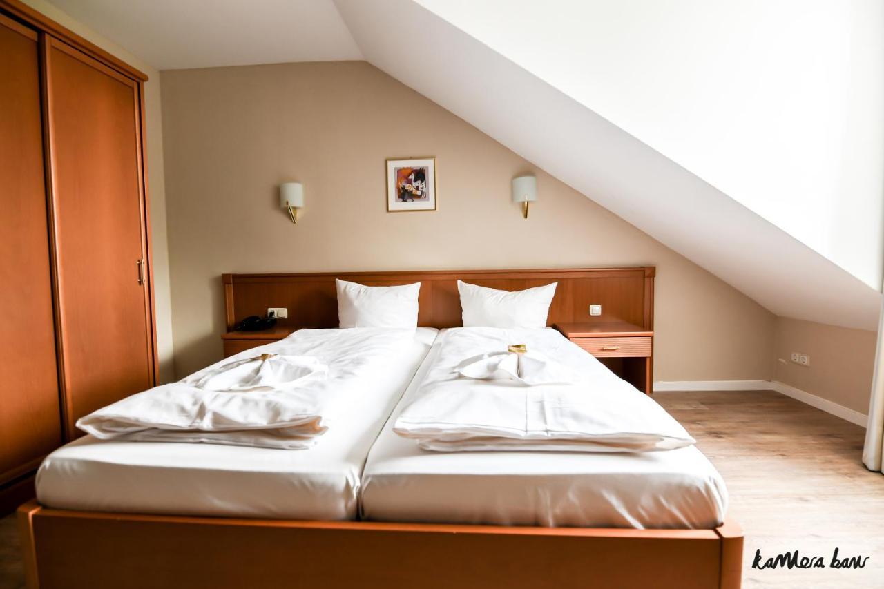 Hotel Blutenburg Мюнхен Экстерьер фото