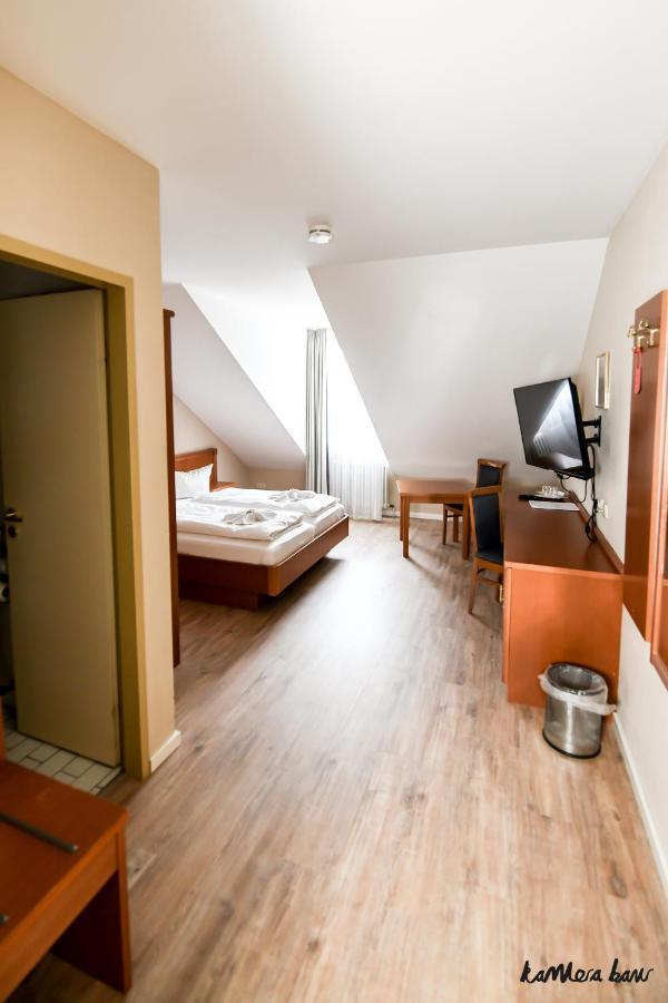 Hotel Blutenburg Мюнхен Экстерьер фото
